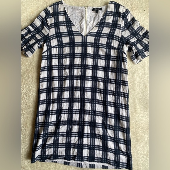 Madewell Bell-Sleeve Dress in Leighton Plaid 2 MM - Picture 1 of 8